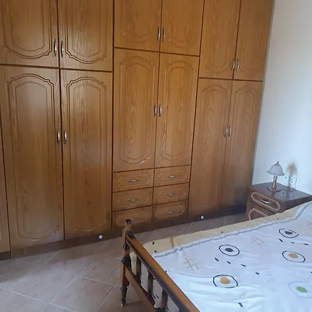 Karathano Villa *