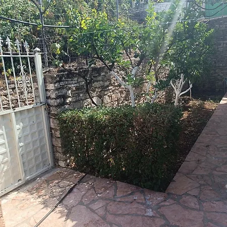 Karathano * Saranda